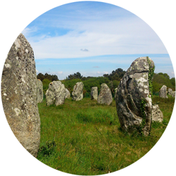 Découvrir les menhirs de Carnac en Bretagne